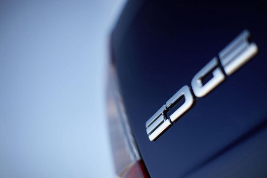  Ford Edge Limited 2011 года  (фото 52 из 95)